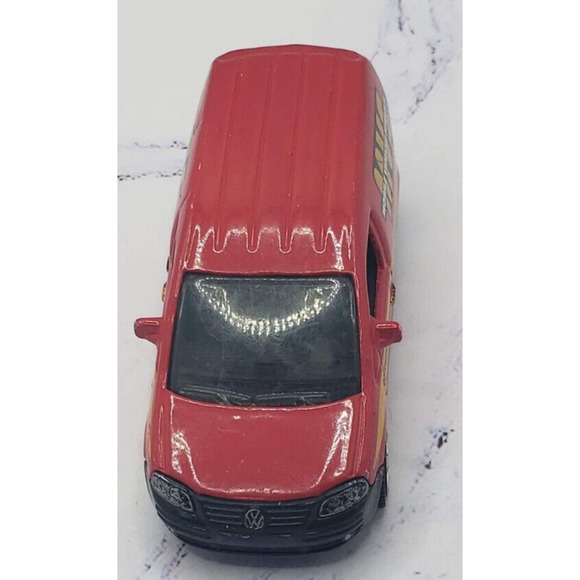 Matchbox 2006 Volkswagen Caddy City Action Series Red Panel MiniVan MB-741 - Picture 6 of 7